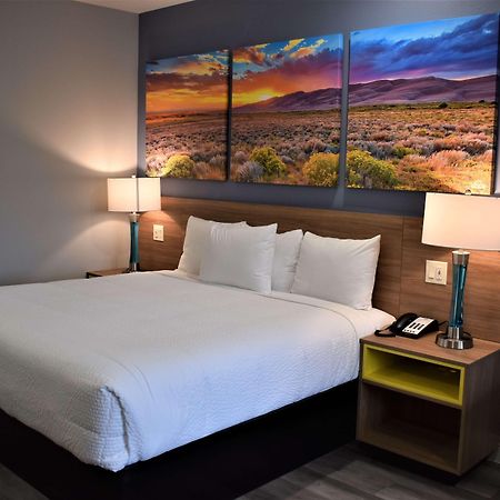 Days Inn & Suites By Wyndham Downtown/University Of Houston Exteriör bild